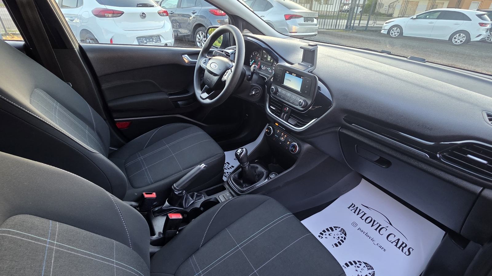 Ford Fiesta 1,1 TREND, KLIMA, fotografija 15