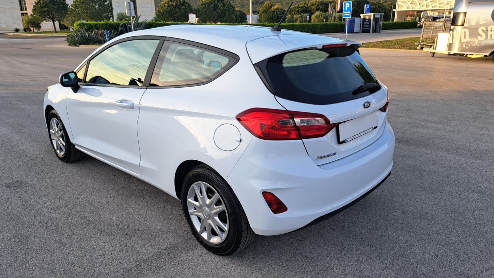 Ford Fiesta 1,1 (Benzin) 11/2017. reg 10/26,⭐️71000km⭐️ Ispis KM.⭐️, fotografija 11