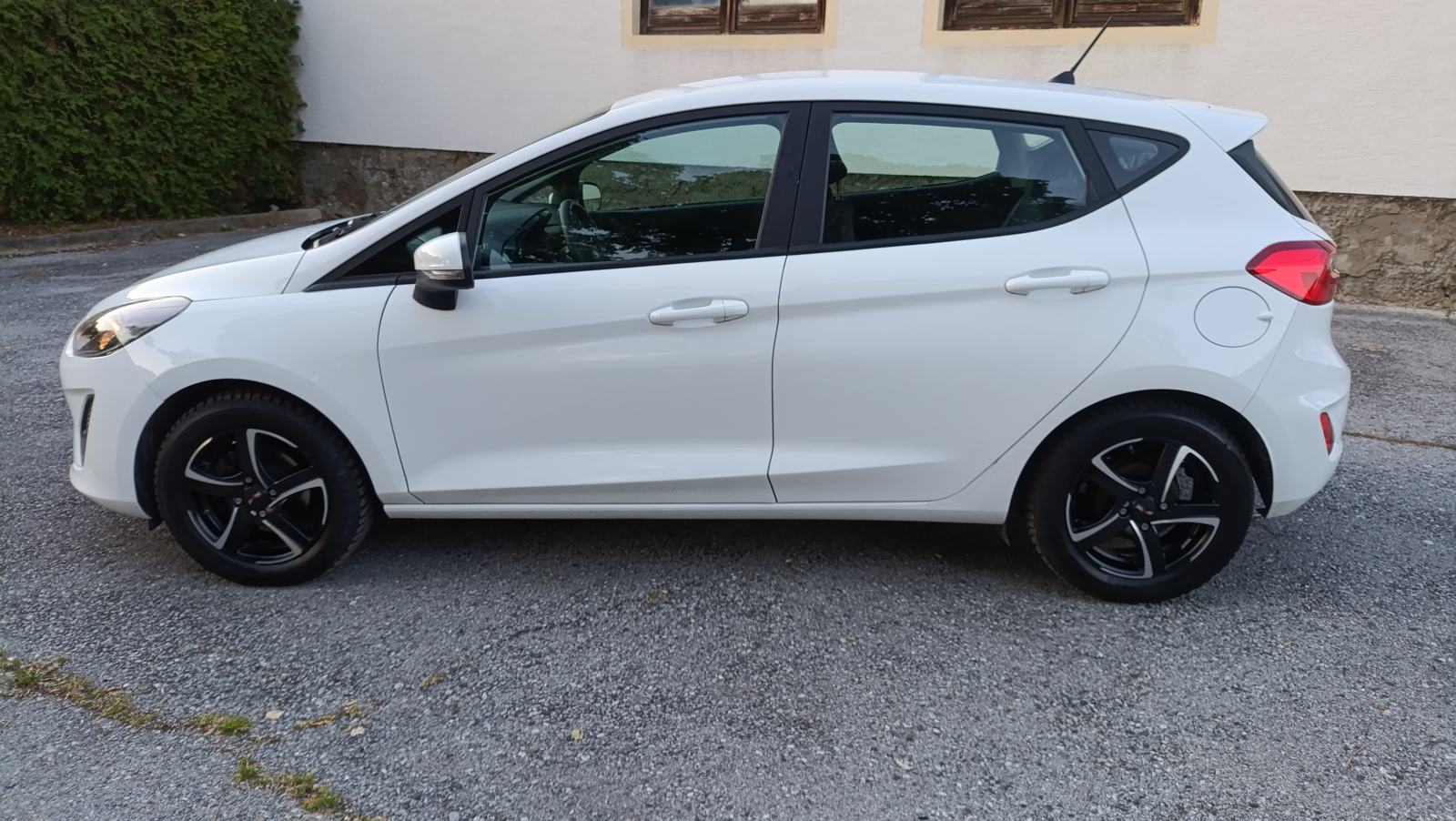 Ford Fiesta 1,1, fotografija 5