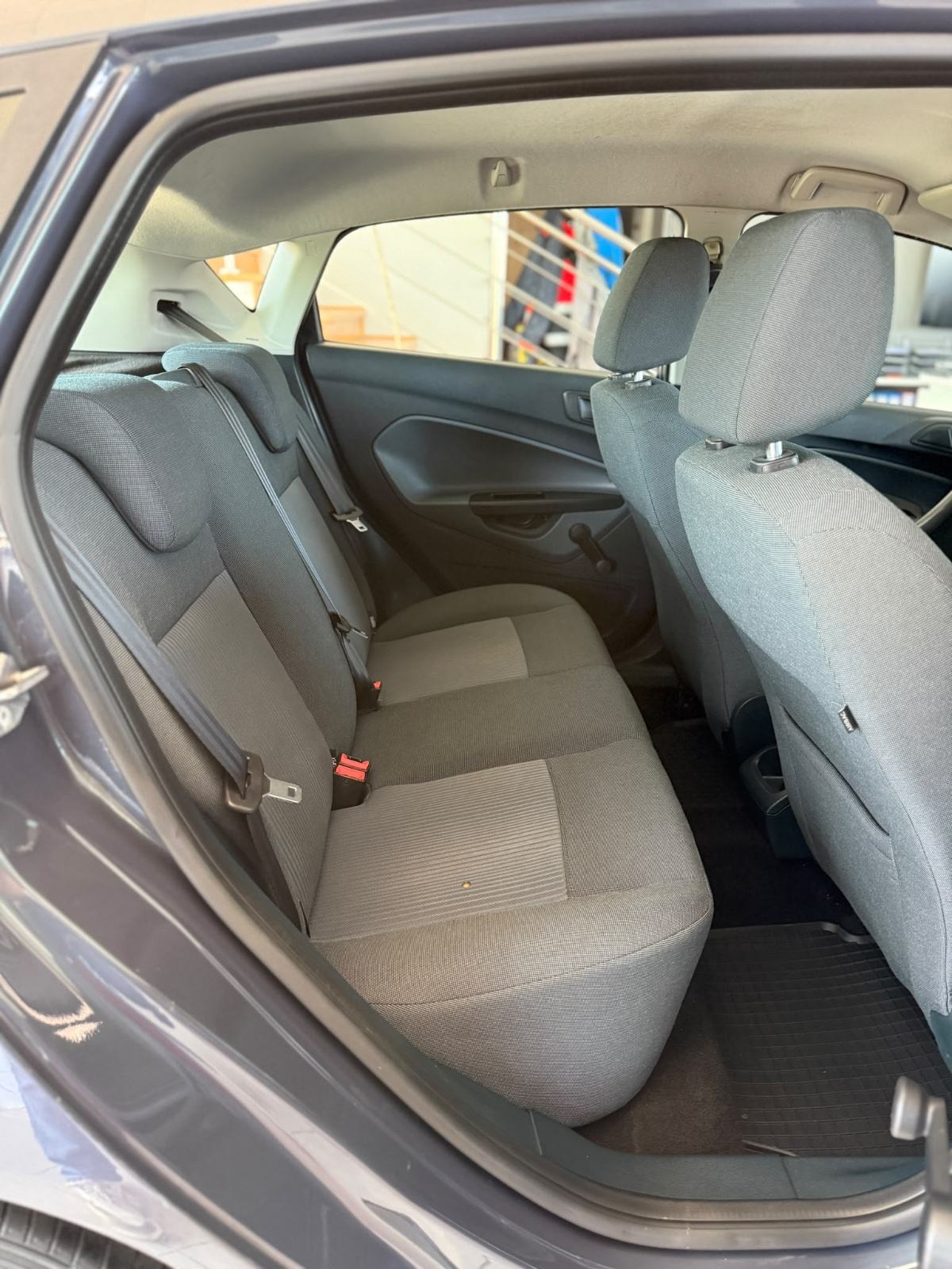 Ford Fiesta 1,2 5 16V KLIMA ALU ODLIČNO STANJE, fotografija 16