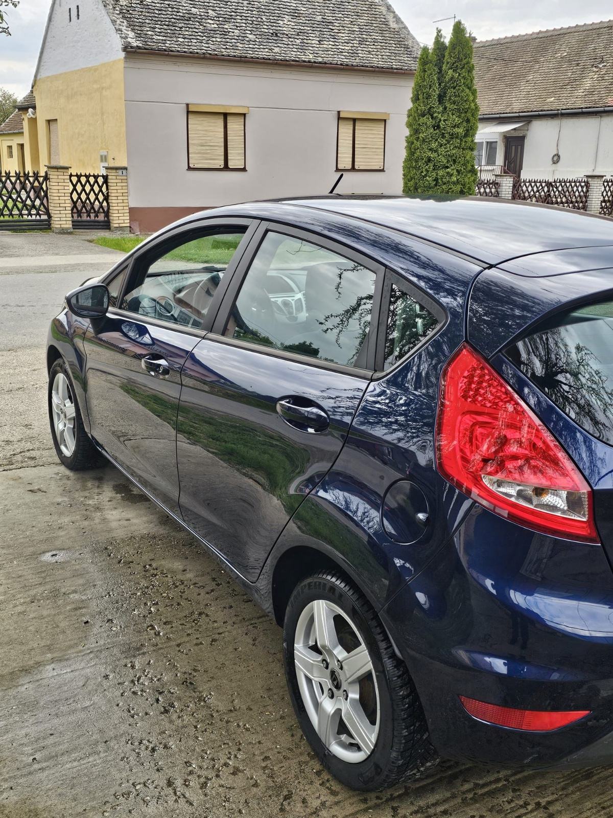 Ford Fiesta 1,2 5 16V, fotografija 3