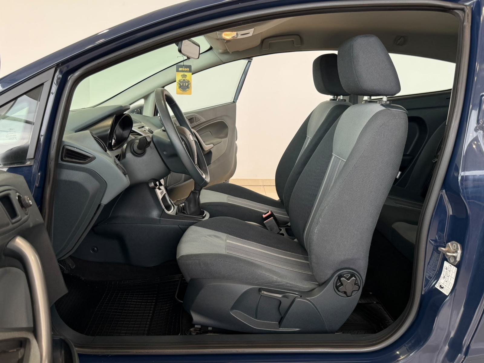 Ford Fiesta 1.25 i⭐️SERVISNA⭐️GARANCIJA⭐️, fotografija 13