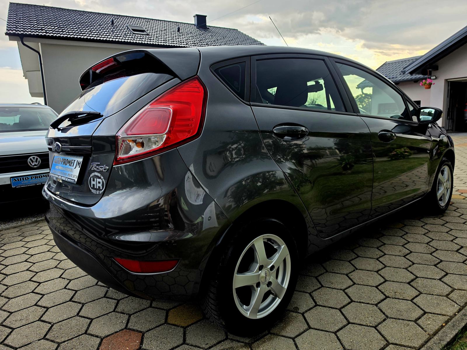 Ford Fiesta 1,2 BENZIN,,ODLIČAN,,SERVISNA,,134637KM, fotografija 6