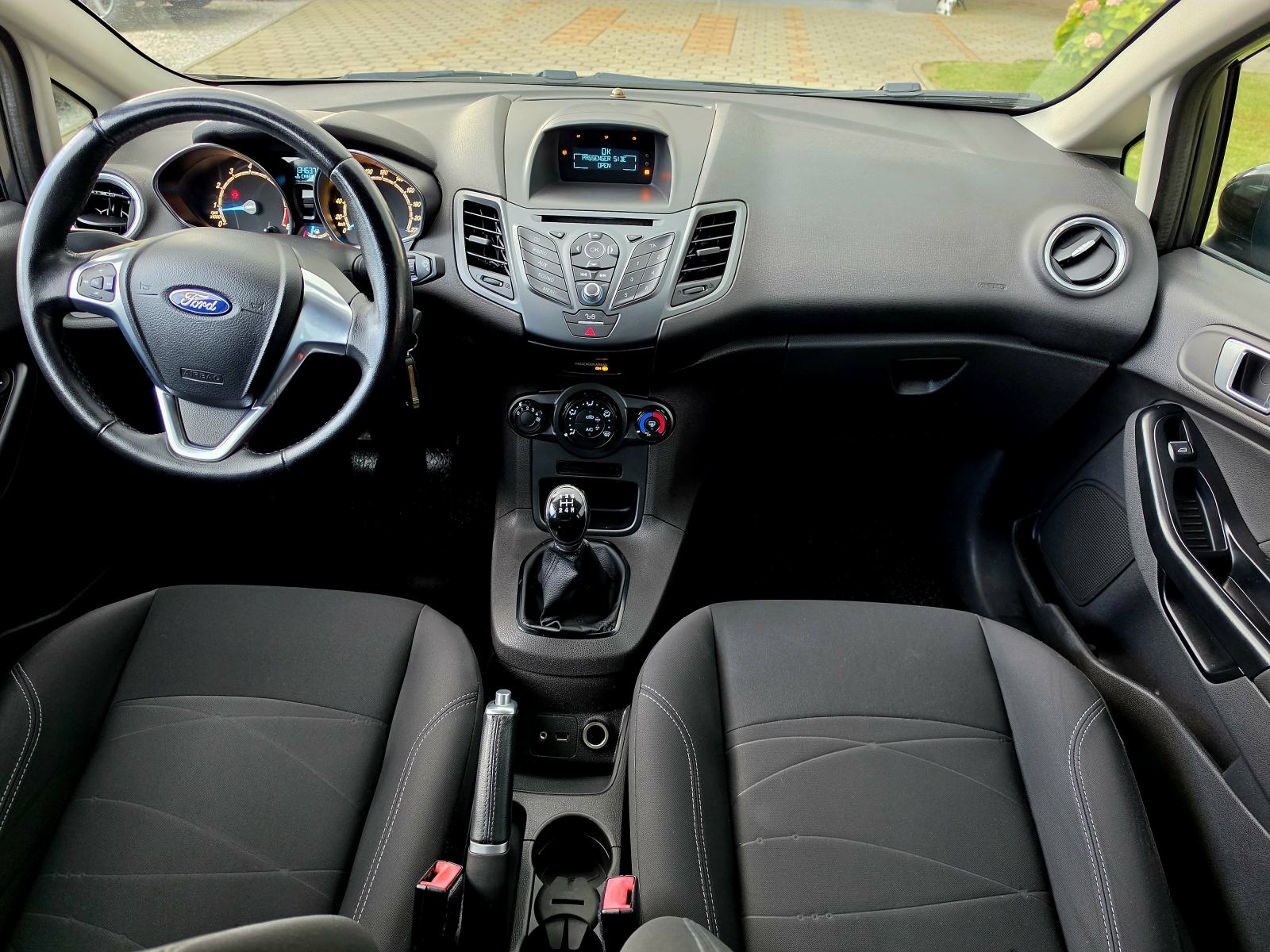 Ford Fiesta 1,2 BENZIN,,ODLIČAN,,SERVISNA,,134637KM, fotografija 9