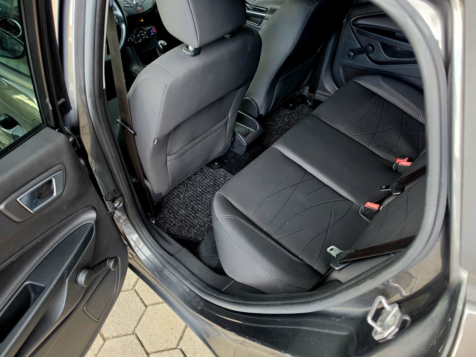 Ford Fiesta 1,2 BENZIN,,ODLIČAN,,SERVISNA,,134637KM, fotografija 11