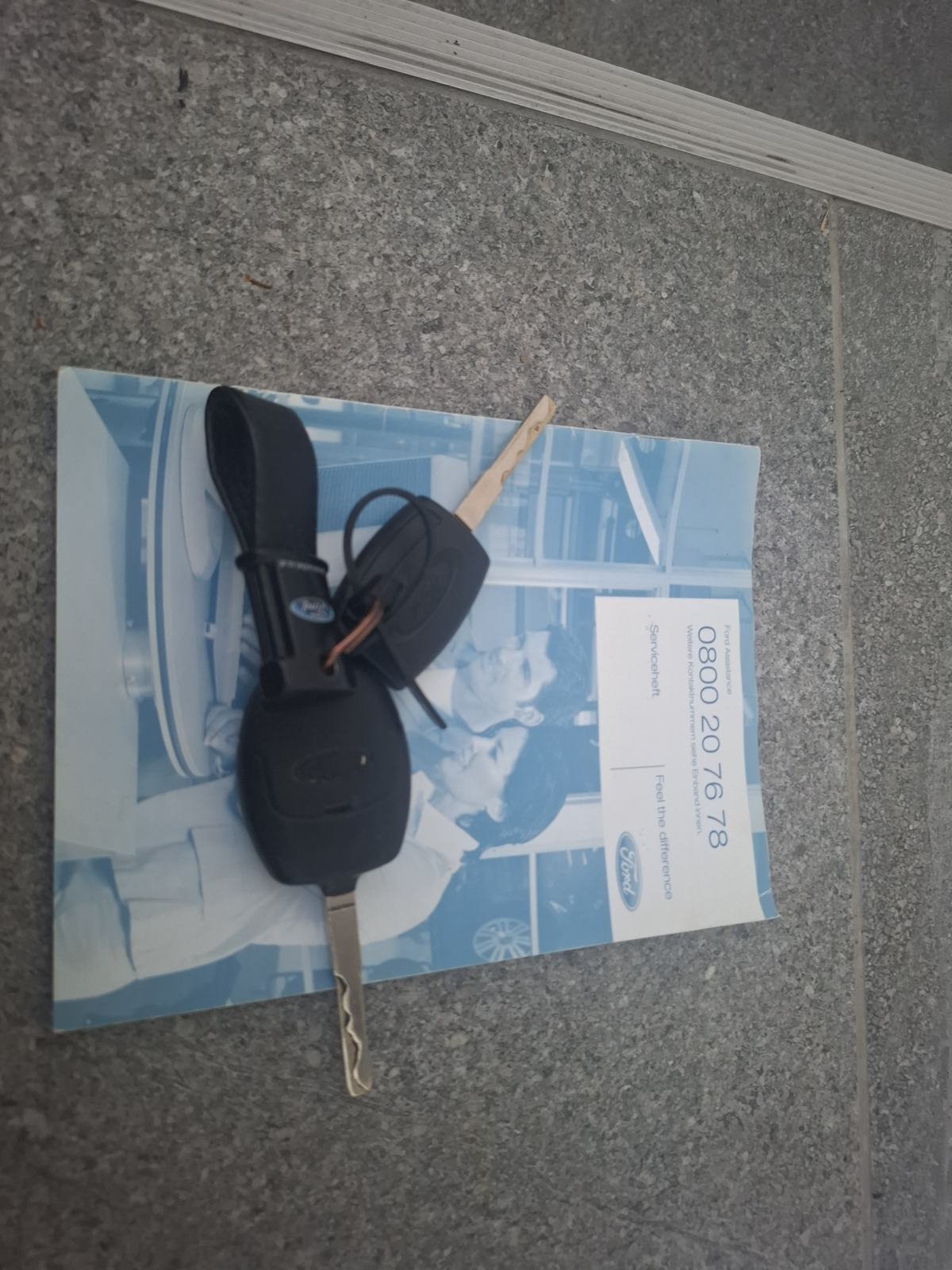 Ford Fiesta 1.25 i, 16v, SAMO 121000 KM, SERVISNA I POTVRDA O KM !, fotografija 8