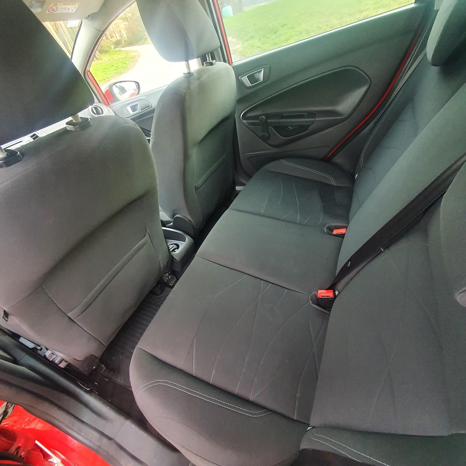 Ford Fiesta 1,25 s PLINOM, fotografija 6