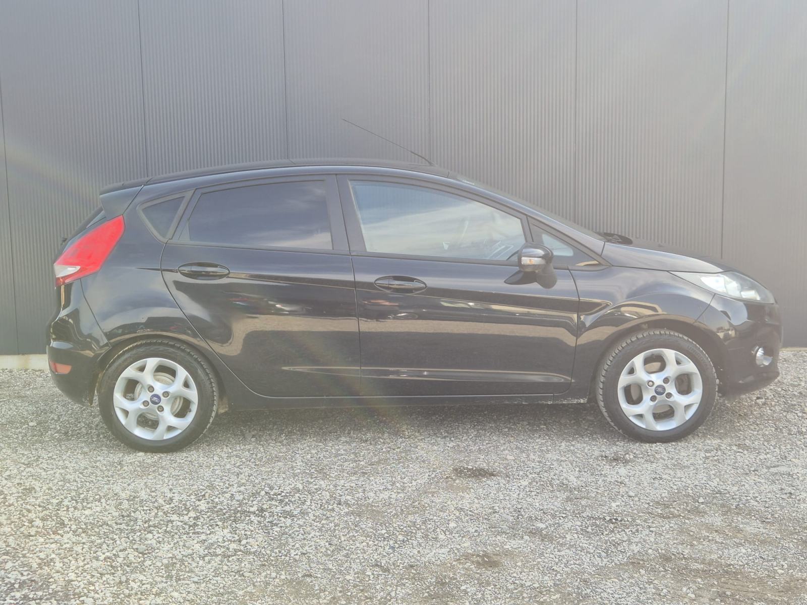 Ford Fiesta 1,25 i, fotografija 9