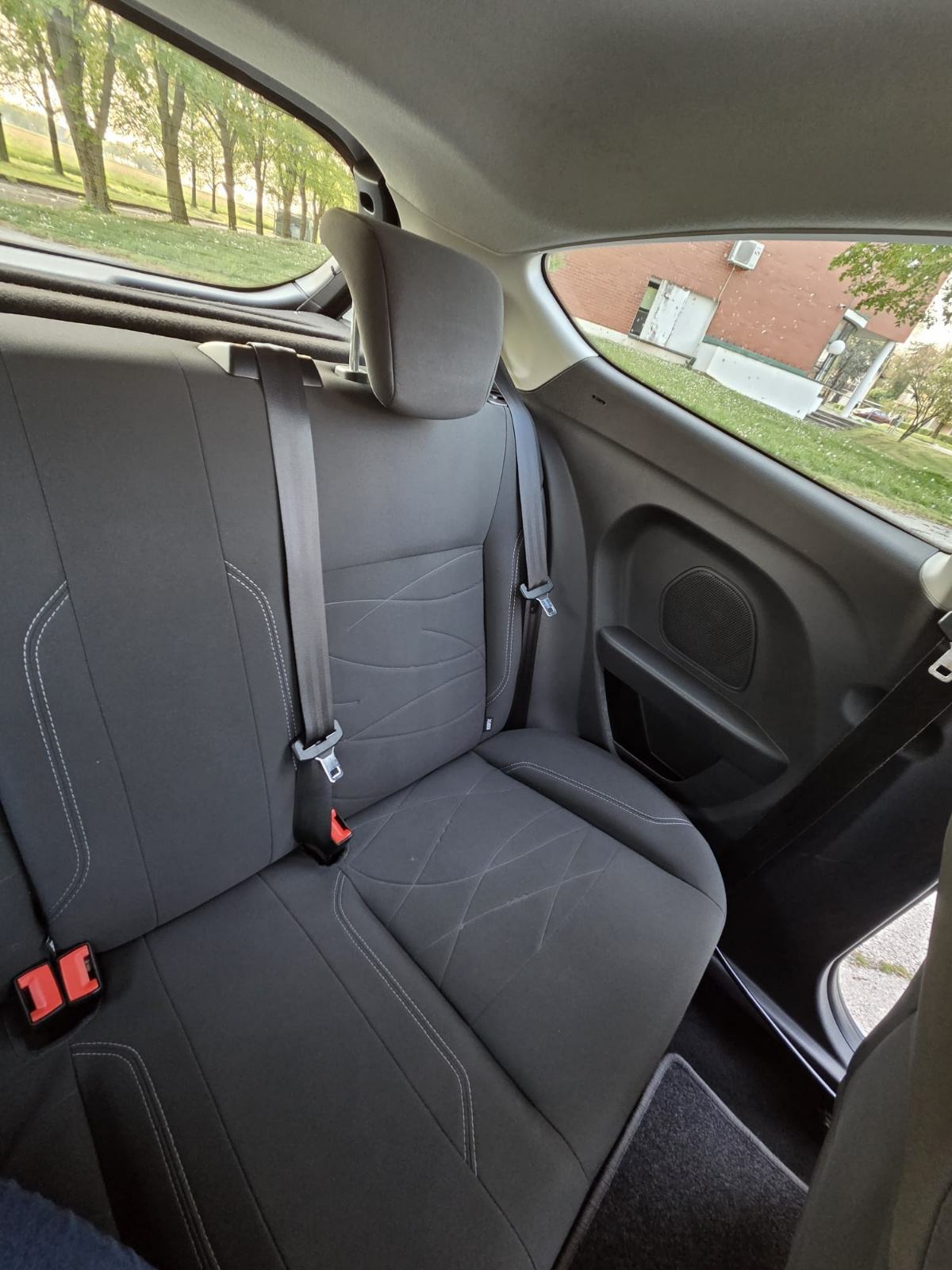 Ford Fiesta 1,25 i, fotografija 17