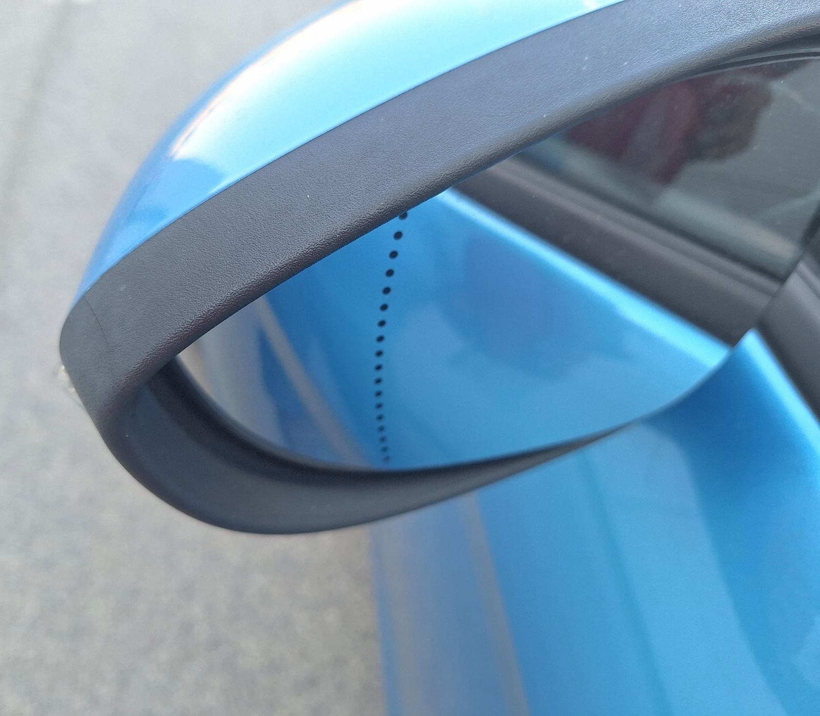 Ford Fiesta 1,25i, HR auto,servisna,reg 1 g, 5 vrata,klima, fotografija 10