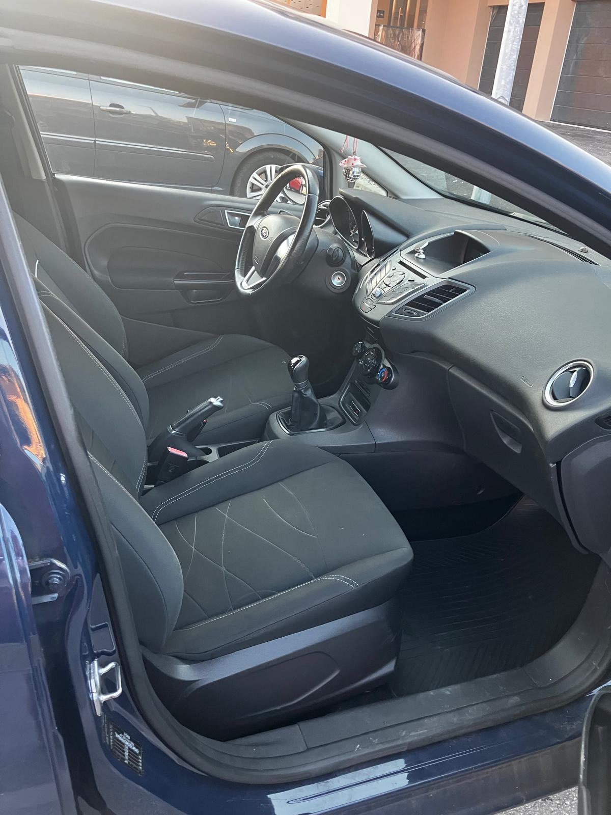 Ford Fiesta 1,25i mala kilometraža, fotografija 10