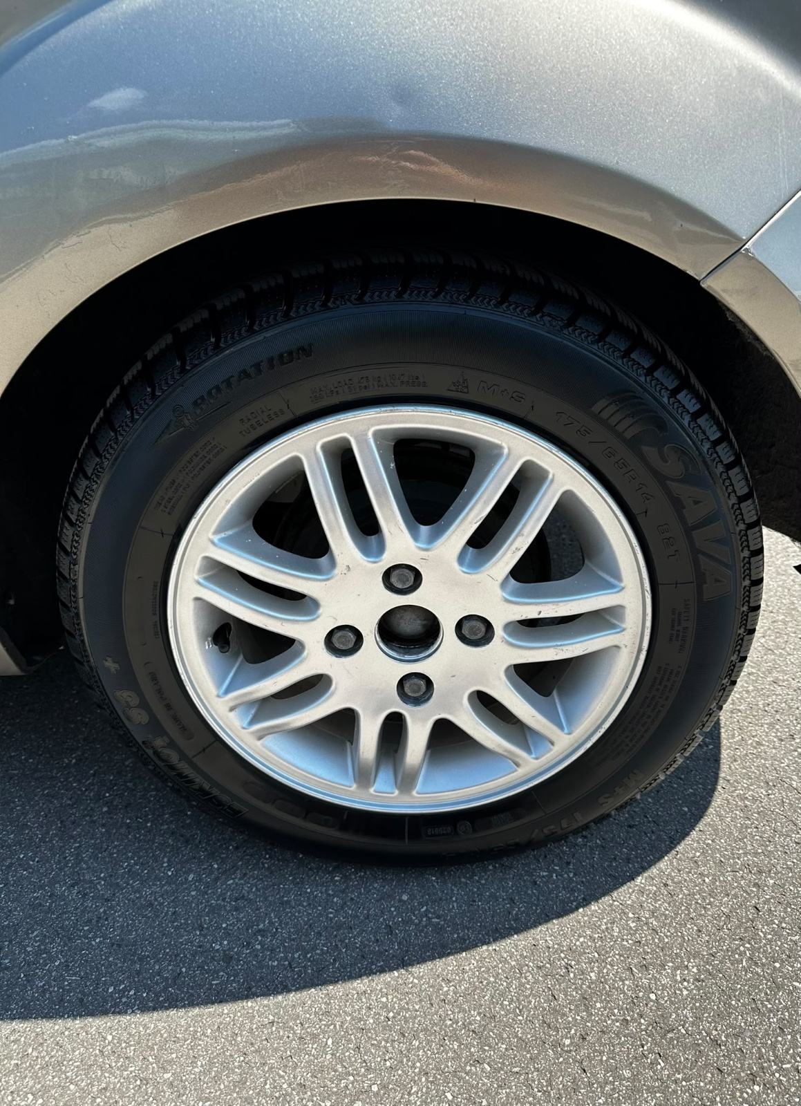 Ford Fiesta 1,3 i *Hr.Auto.Prvi vlasnik*Klima*Reg. God dana 07/2027*, fotografija 15