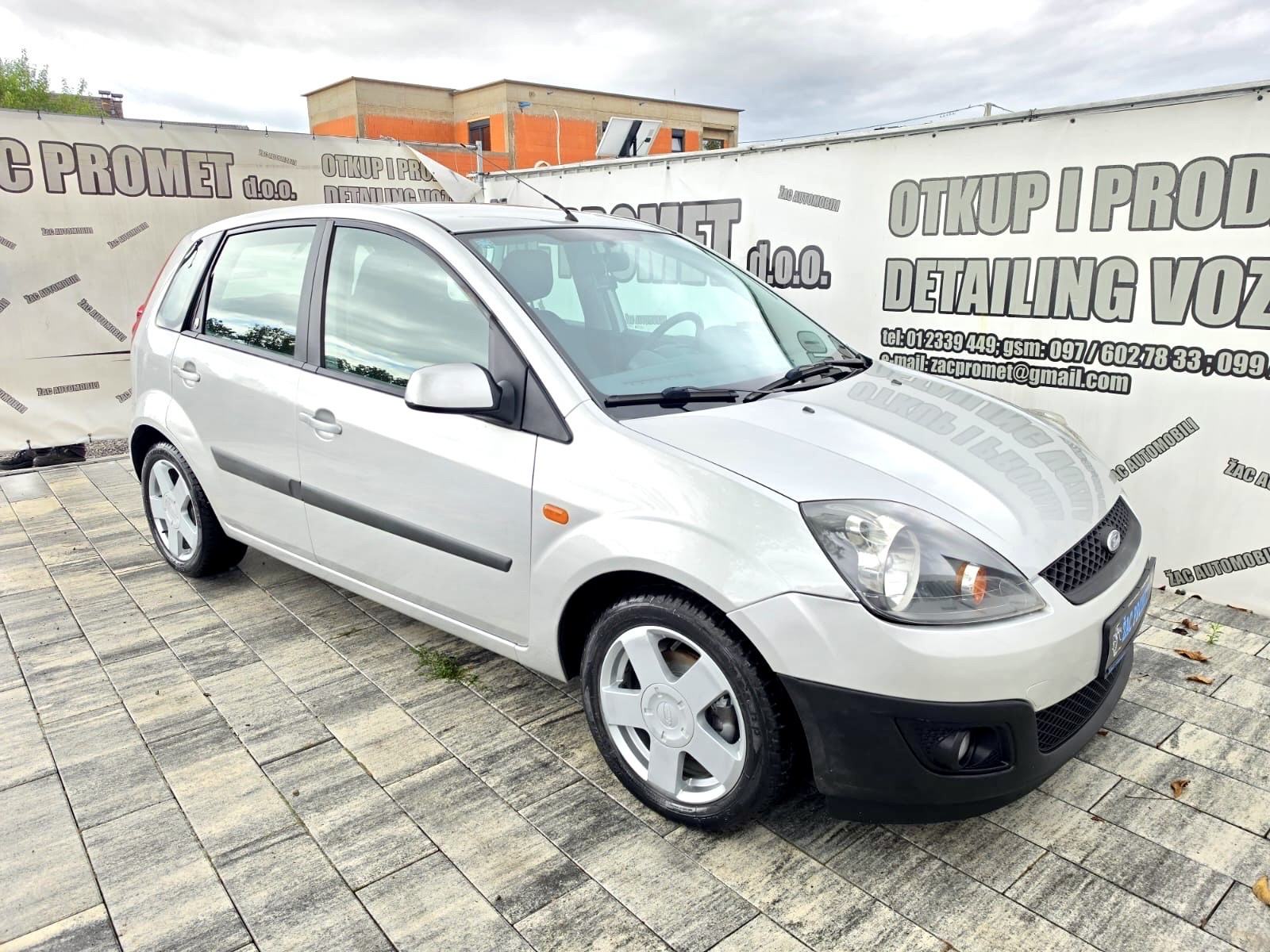 Ford Fiesta 1,4 GHIA # 119 TKM # KAO NOVA KRED-KART HR-AUTO, fotografija 10
