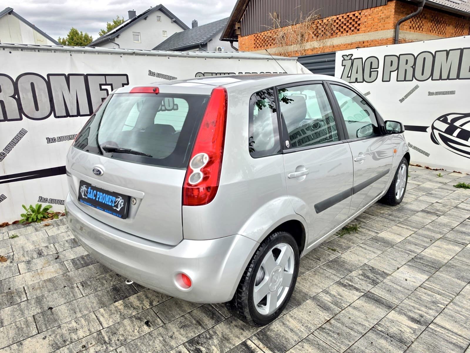 Ford Fiesta 1,4 GHIA # 119 TKM # KAO NOVA KRED-KART HR-AUTO, fotografija 13