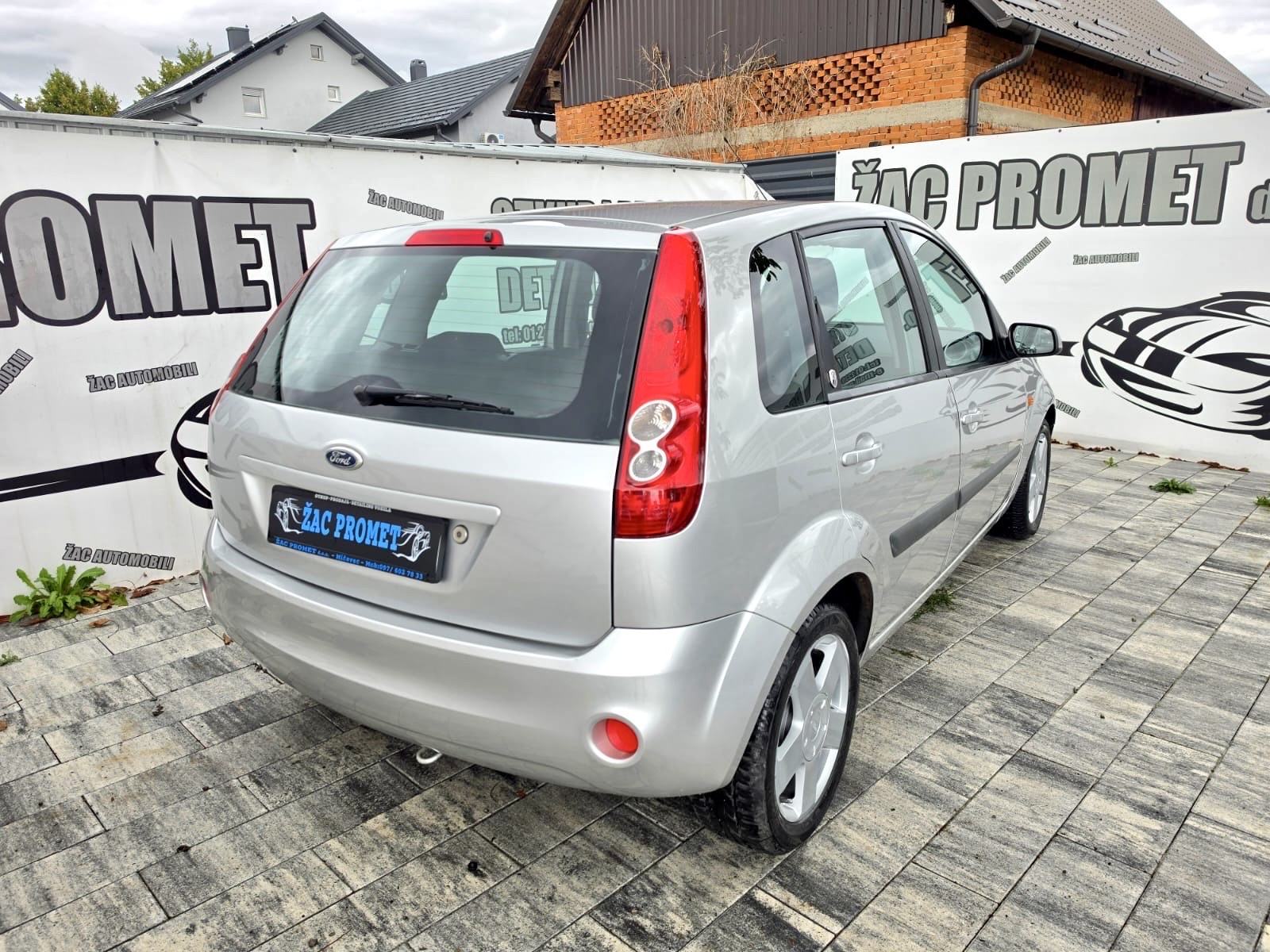 Ford Fiesta 1,4 GHIA # 119 TKM # KAO NOVA KRED-KART HR-AUTO, fotografija 16