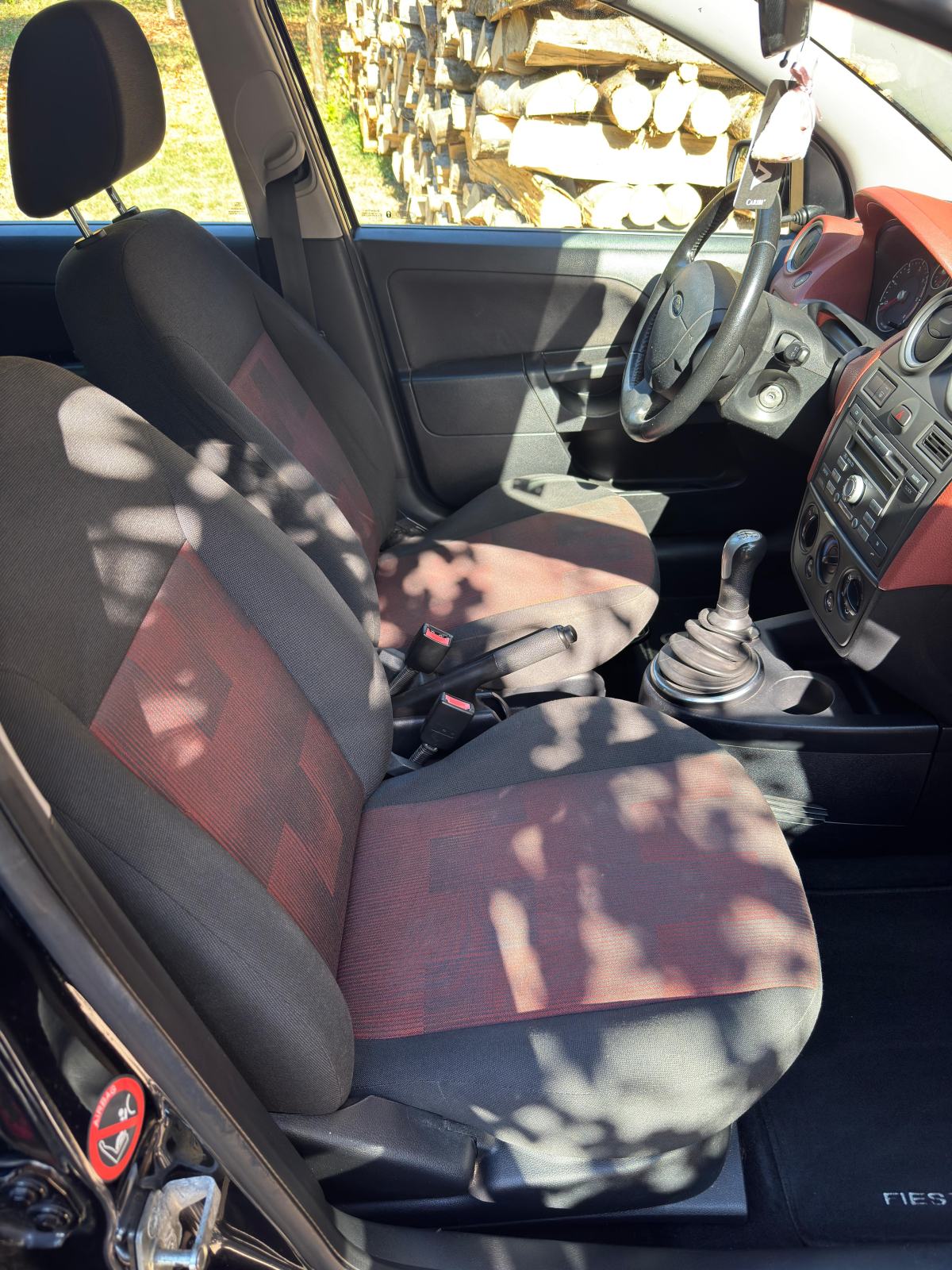 Ford Fiesta 1,4, fotografija 8