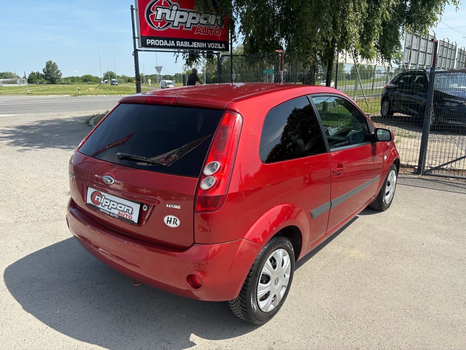 Ford Fiesta 1,4 TDCi REG:02/2027 - KLIMA - AUTOKREDIT, fotografija 6