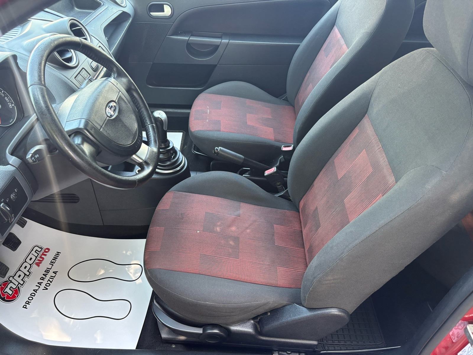 Ford Fiesta 1,4 TDCi REG:02/2027 - KLIMA - AUTOKREDIT, fotografija 11
