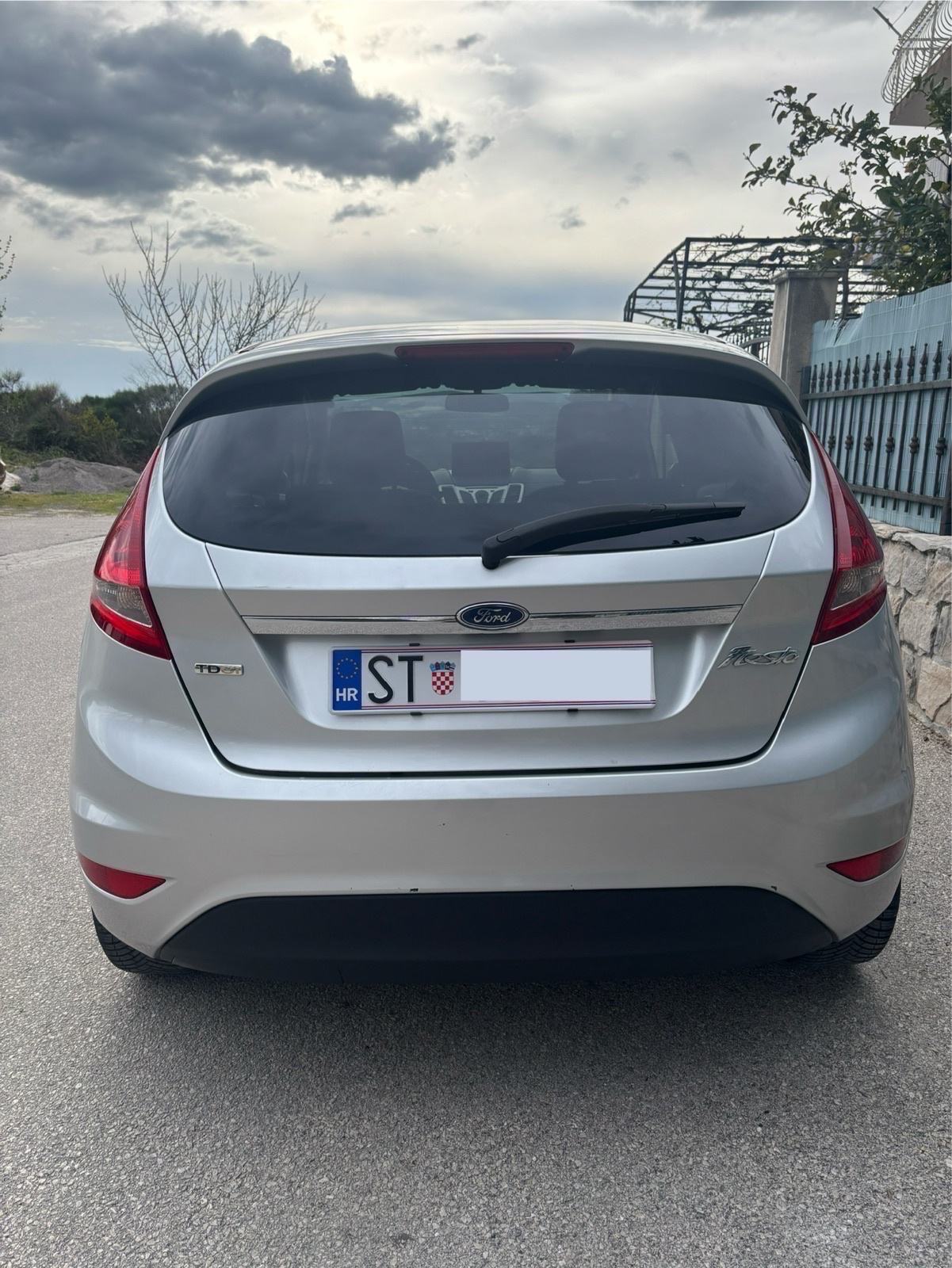 Ford Fiesta 1.4 TDCI, Titanium, klima, registrirana godinu, fotografija 7