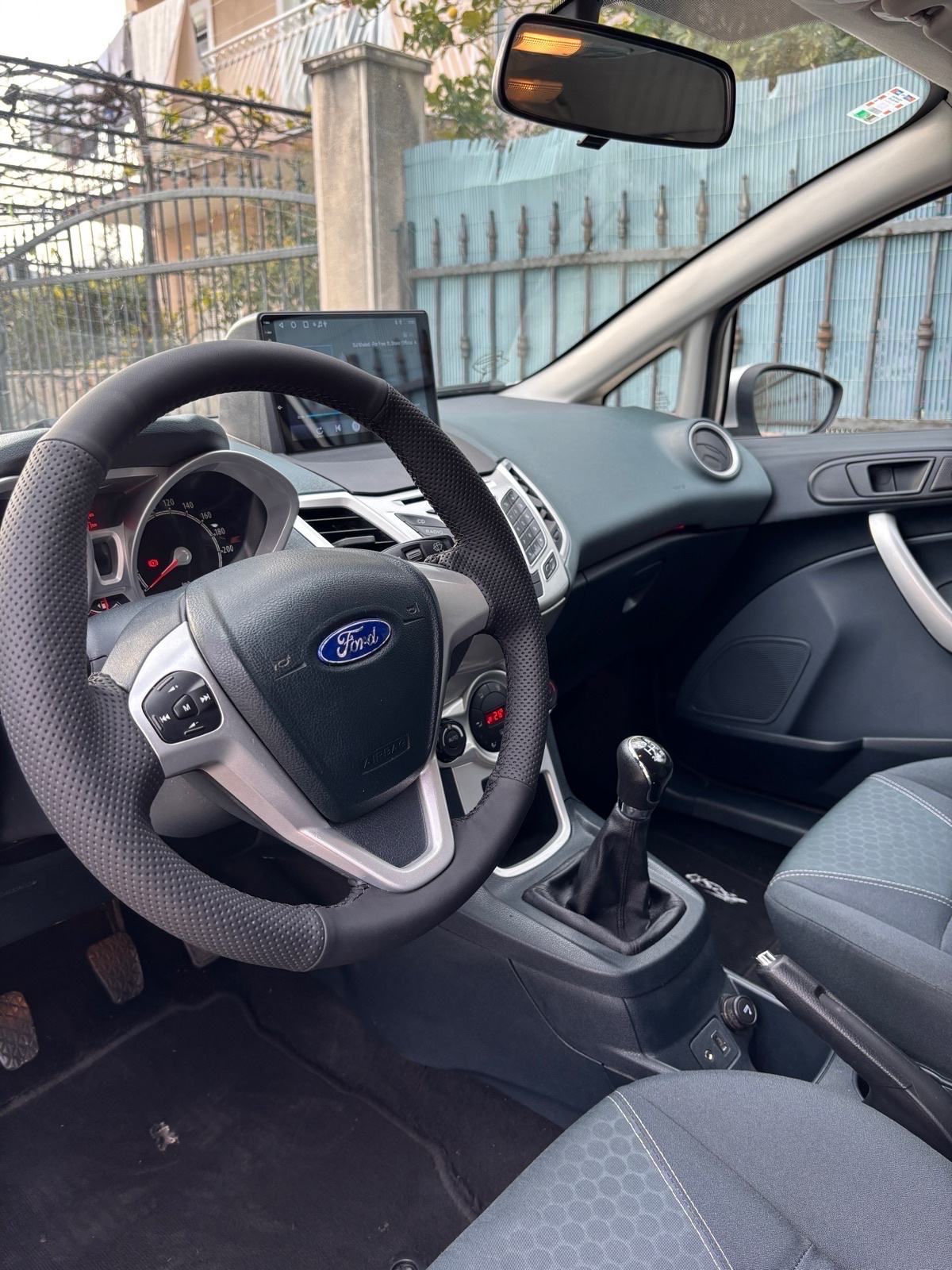 Ford Fiesta 1.4 TDCI, Titanium, klima, registrirana godinu, fotografija 13