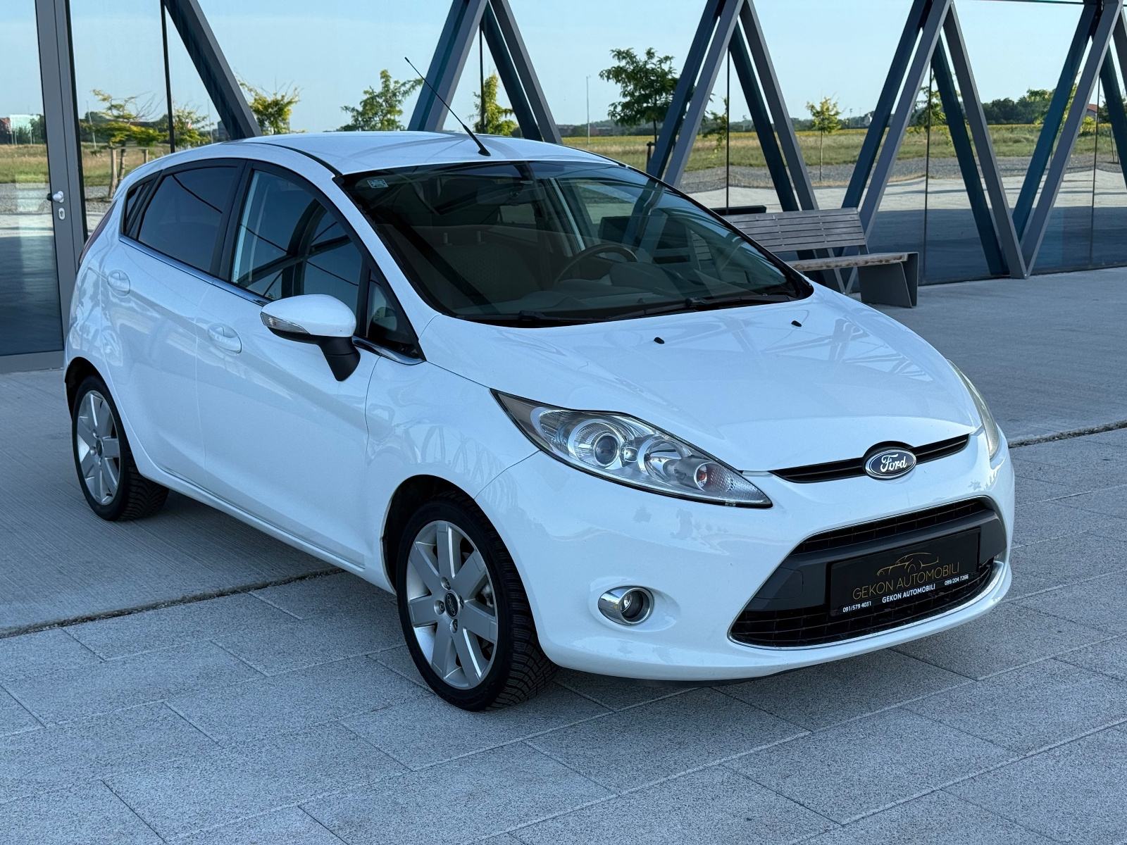 Ford Fiesta 1,4 TDCI TITANIUM 2009 REG 1 GODINU, fotografija 7