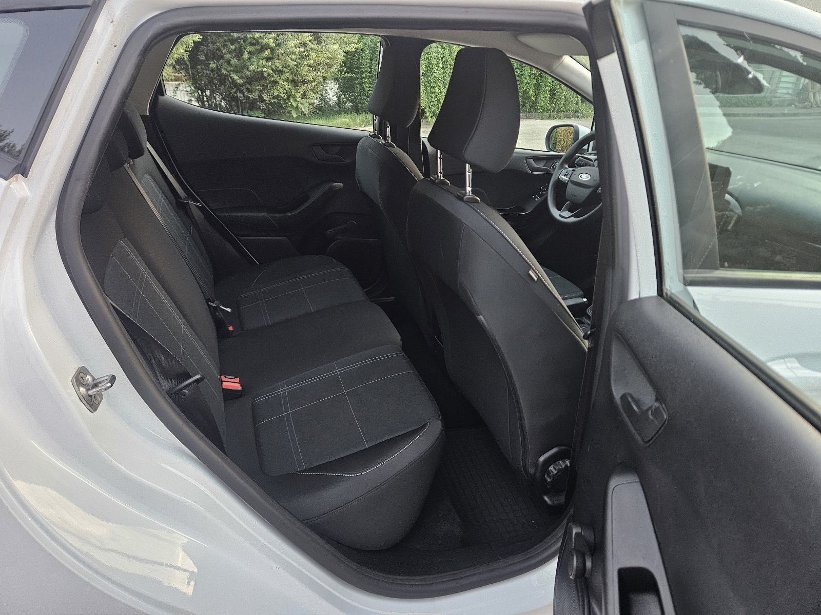 Ford Fiesta 1,5 TDCi,118000 km,kao nova, fotografija 19