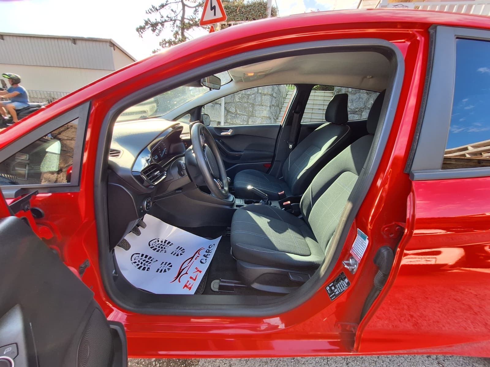Ford Fiesta 1,5 TDCi 85 KS, fotografija 11