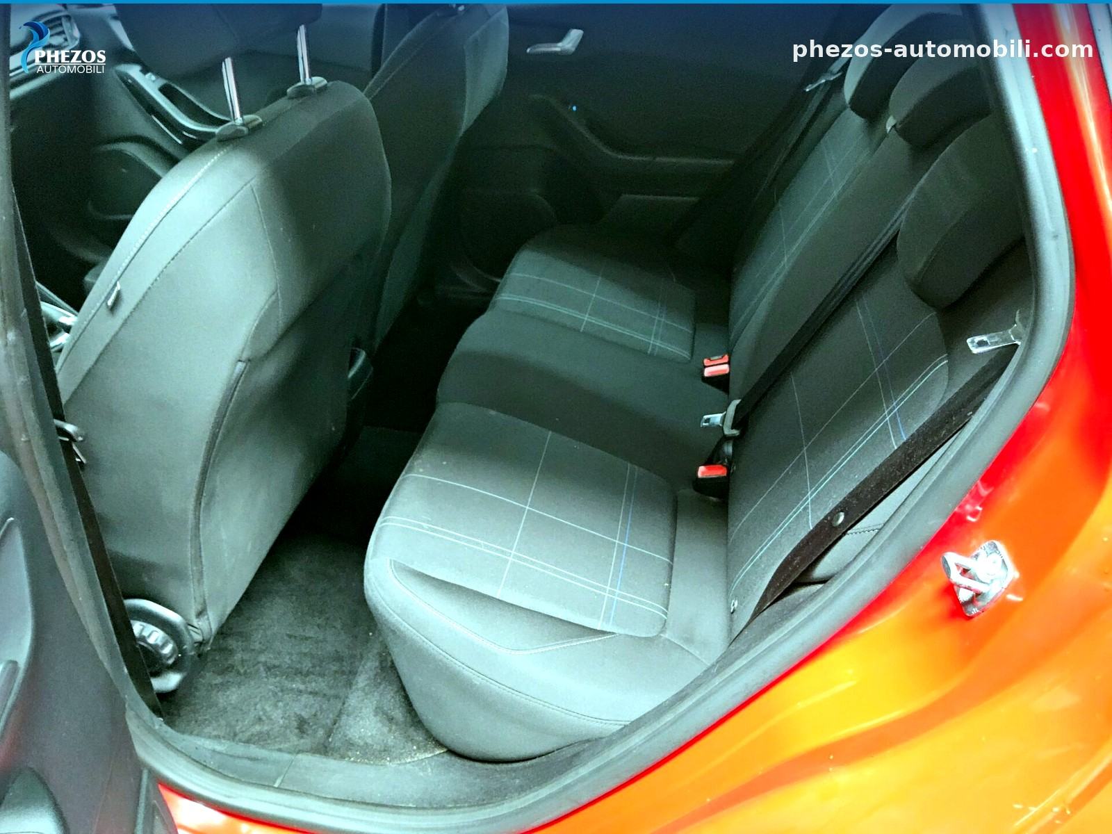Ford Fiesta 1.5 TDCi Cool&Connect, fotografija 12