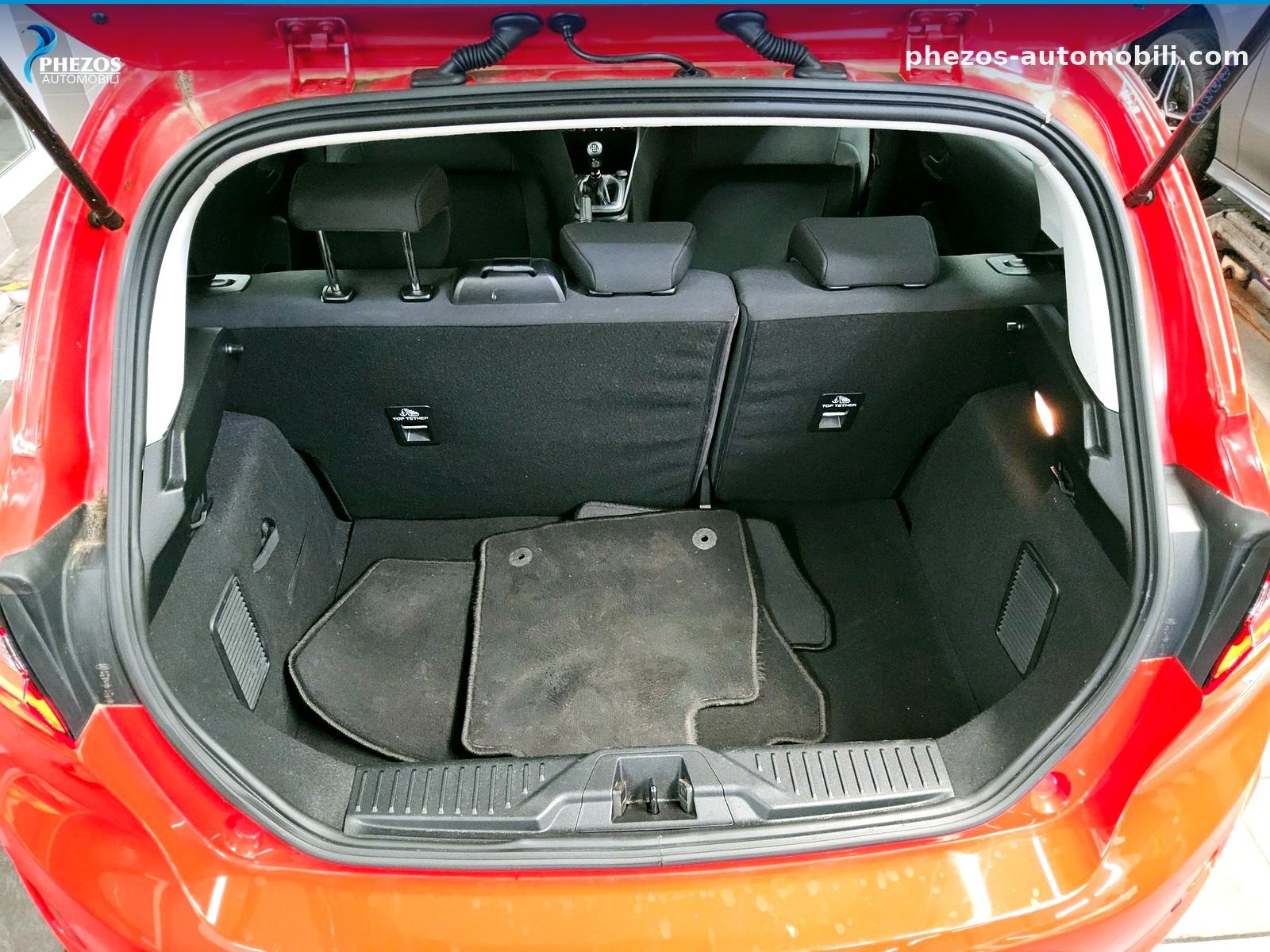Ford Fiesta 1.5 TDCi Cool&Connect, fotografija 11