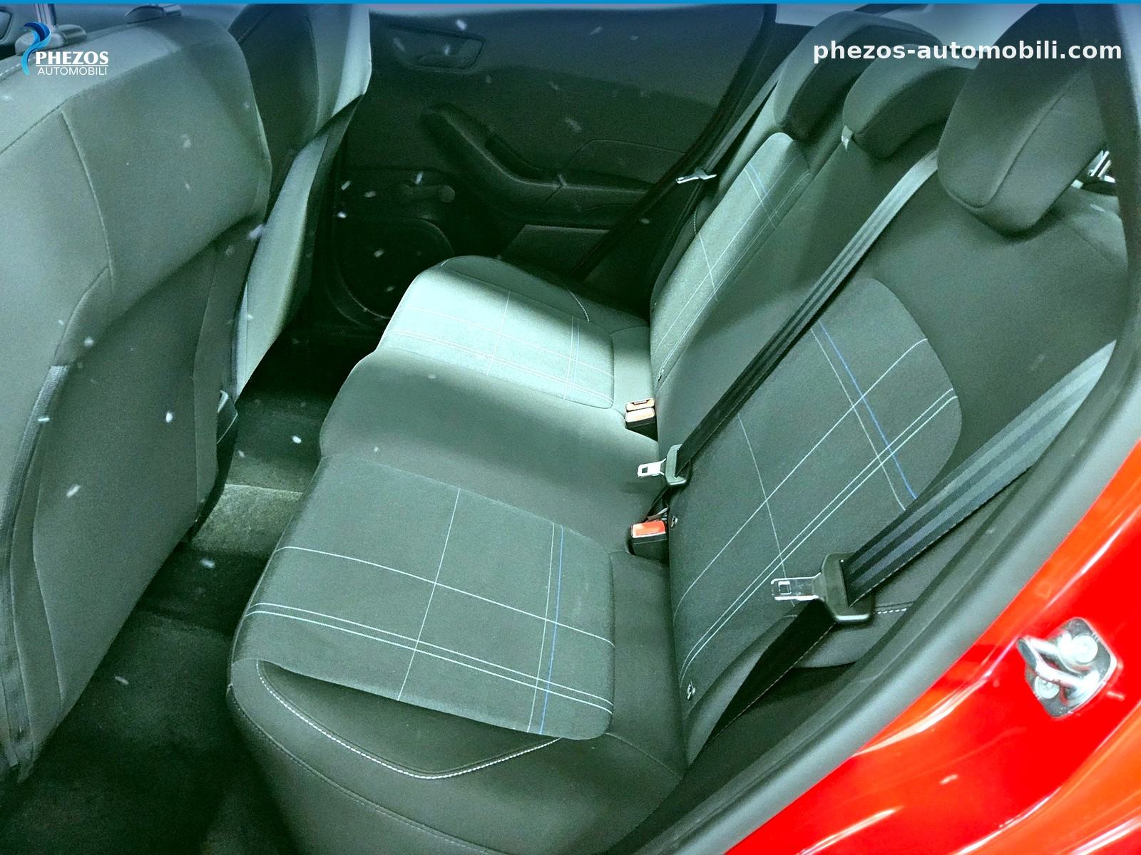 Ford Fiesta 1.5 TDCi Cool&Connect, fotografija 13