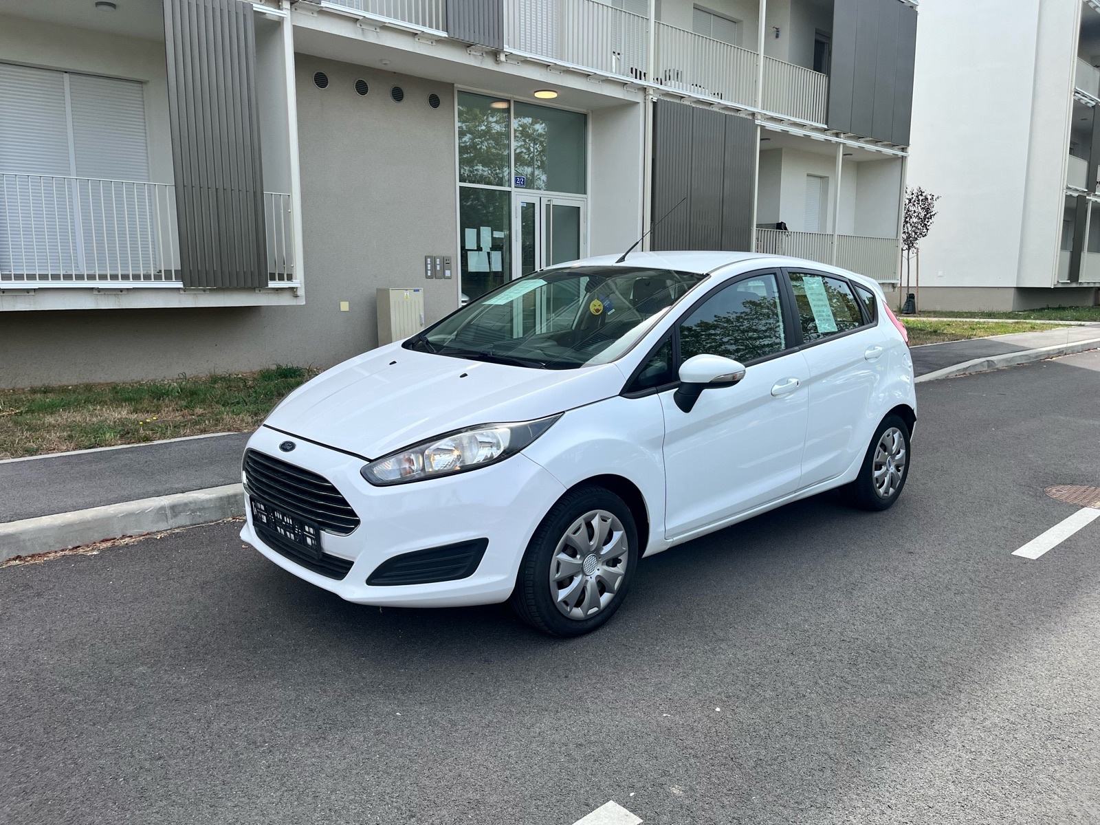 Ford Fiesta 1,5 TDCi //HR Auto//, pogled izvana - slika 1