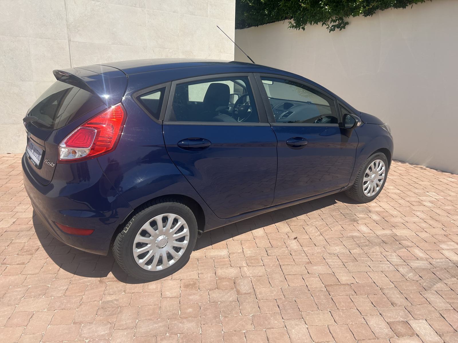 Ford Fiesta 1,5 TDCi - jamstvo 1 godina -, fotografija 2