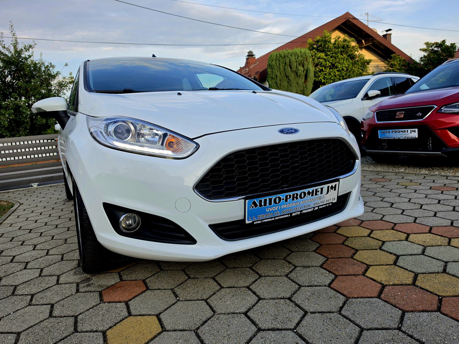 Ford Fiesta 1,5 TDCi,,ODLIČAN,,SERVISNA,,123853KM, fotografija 3