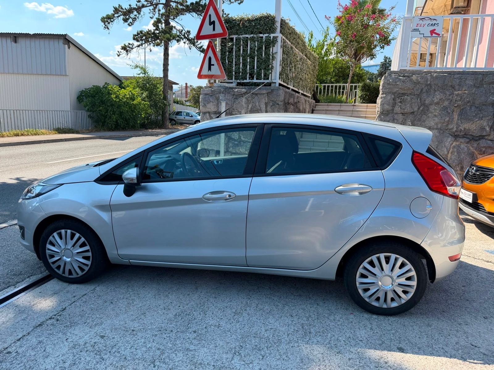 Ford Fiesta 1,5 TDCi REG.03.2027/HR AUTO ‼️94.000 Km, fotografija 4