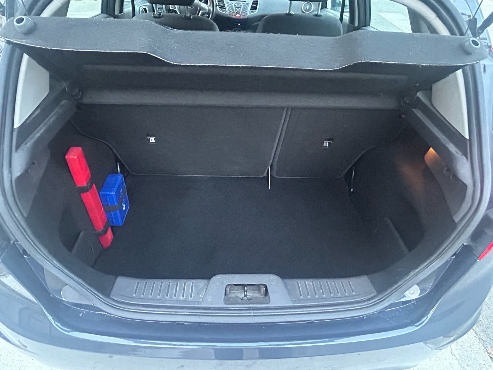 Ford Fiesta 1,5 TDCi KLIMA NA IME KUPCA, fotografija 7