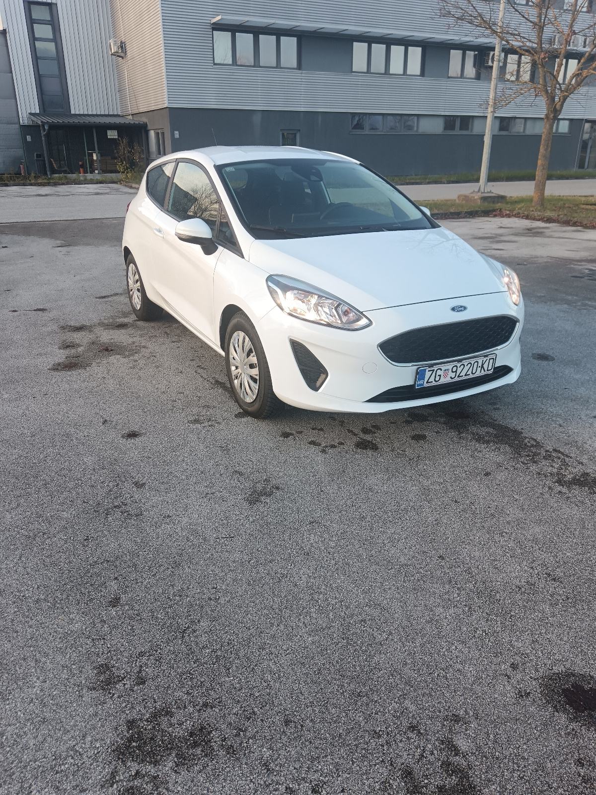 Ford Fiesta 1,5 Tdci 85000km.Kao novi, pogled izvana - slika 1
