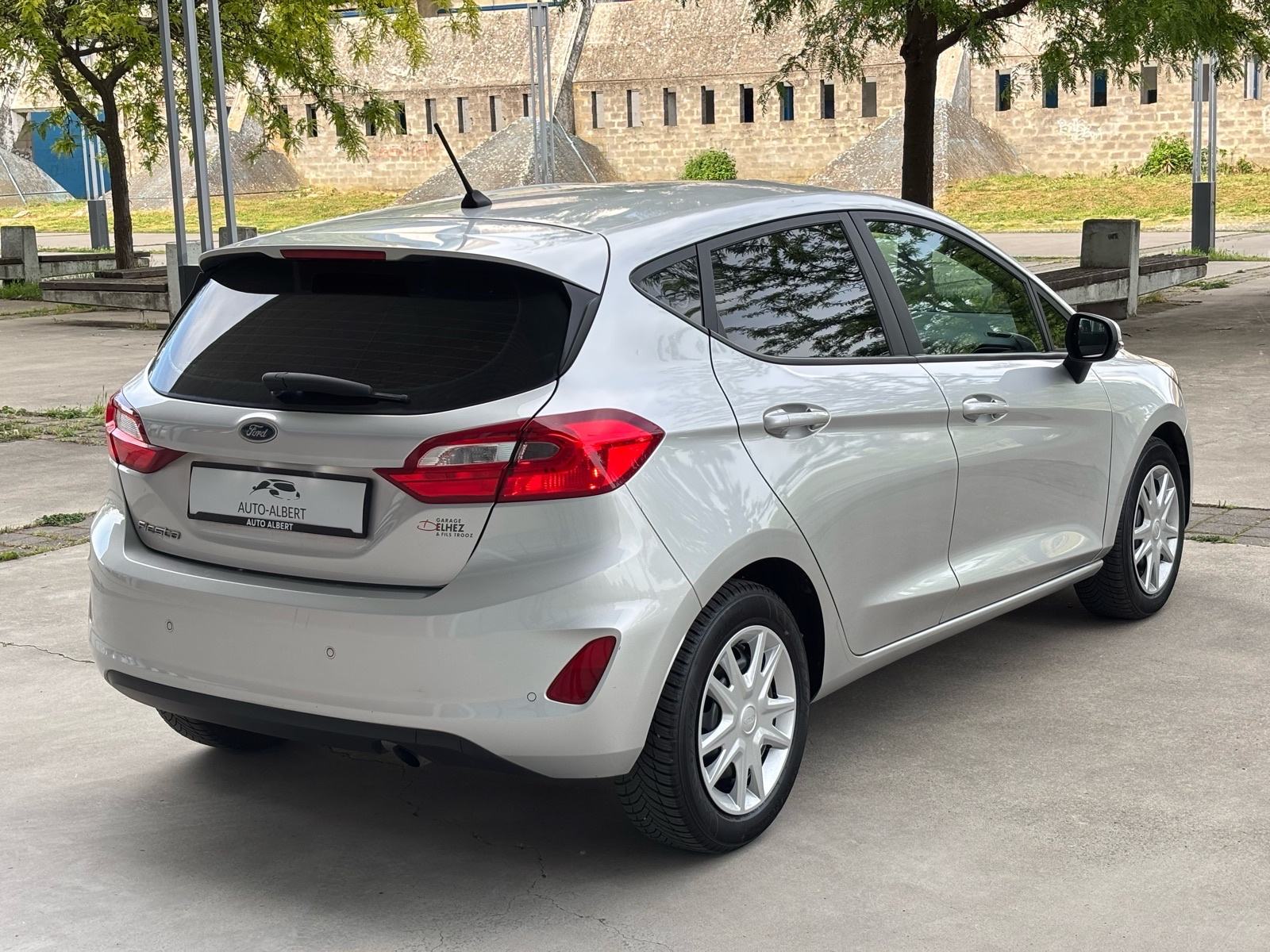 Ford Fiesta 1,5 TDCi, KLIMA, PDC, SERVISNA, JAMSTVO ✅️, pogled izvana - slika 5