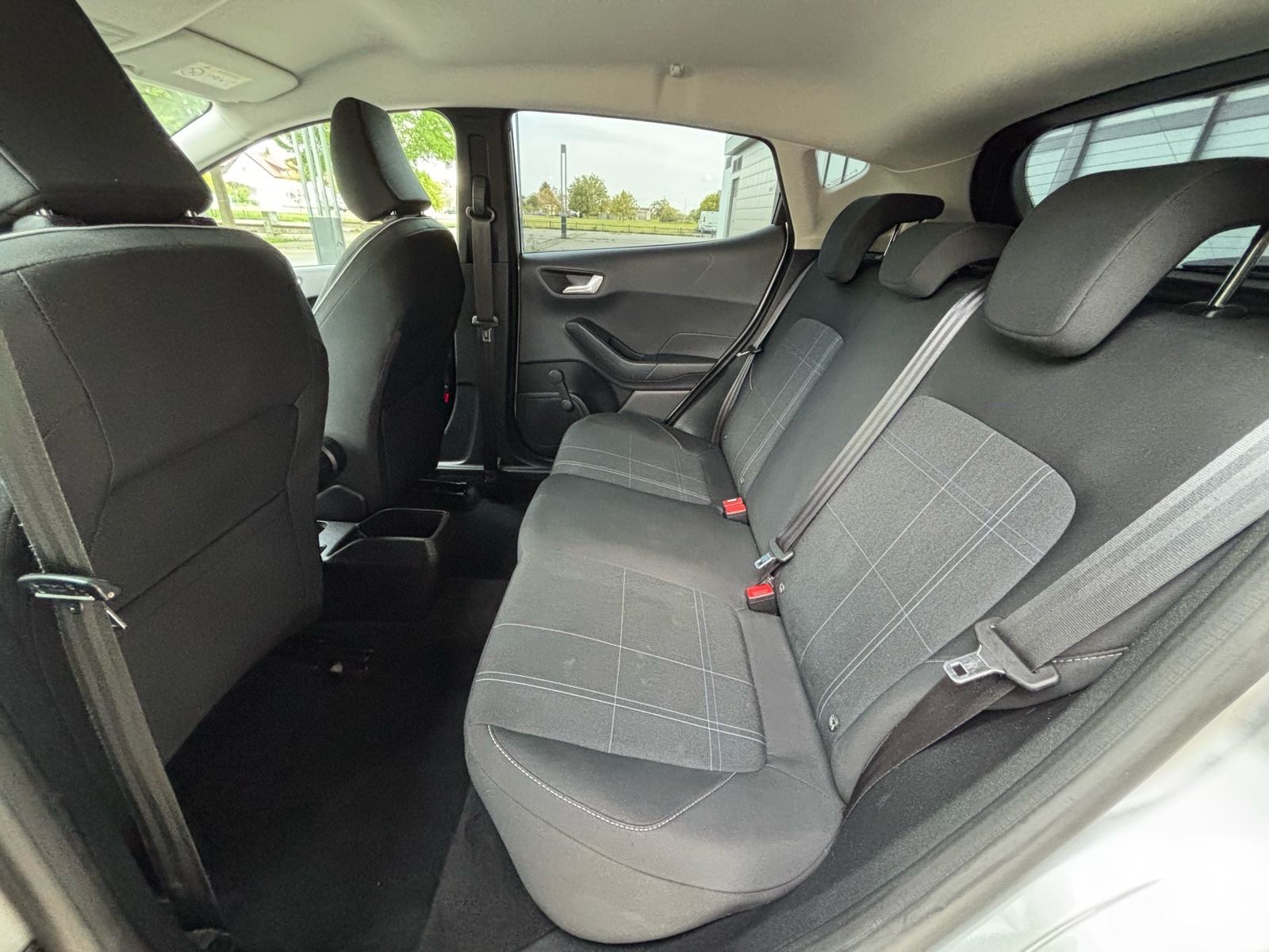 Ford Fiesta 1,5 TDCi, KLIMA, PDC, SERVISNA, JAMSTVO ✅️, fotografija 15