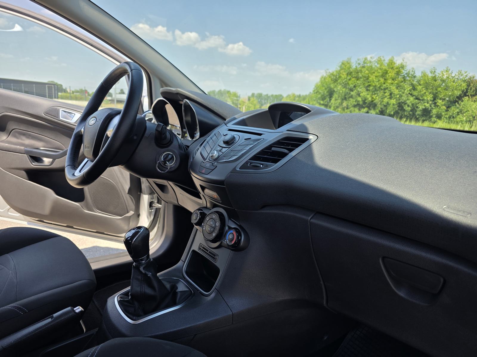 Ford Fiesta 1,5 TDCI, fotografija 10
