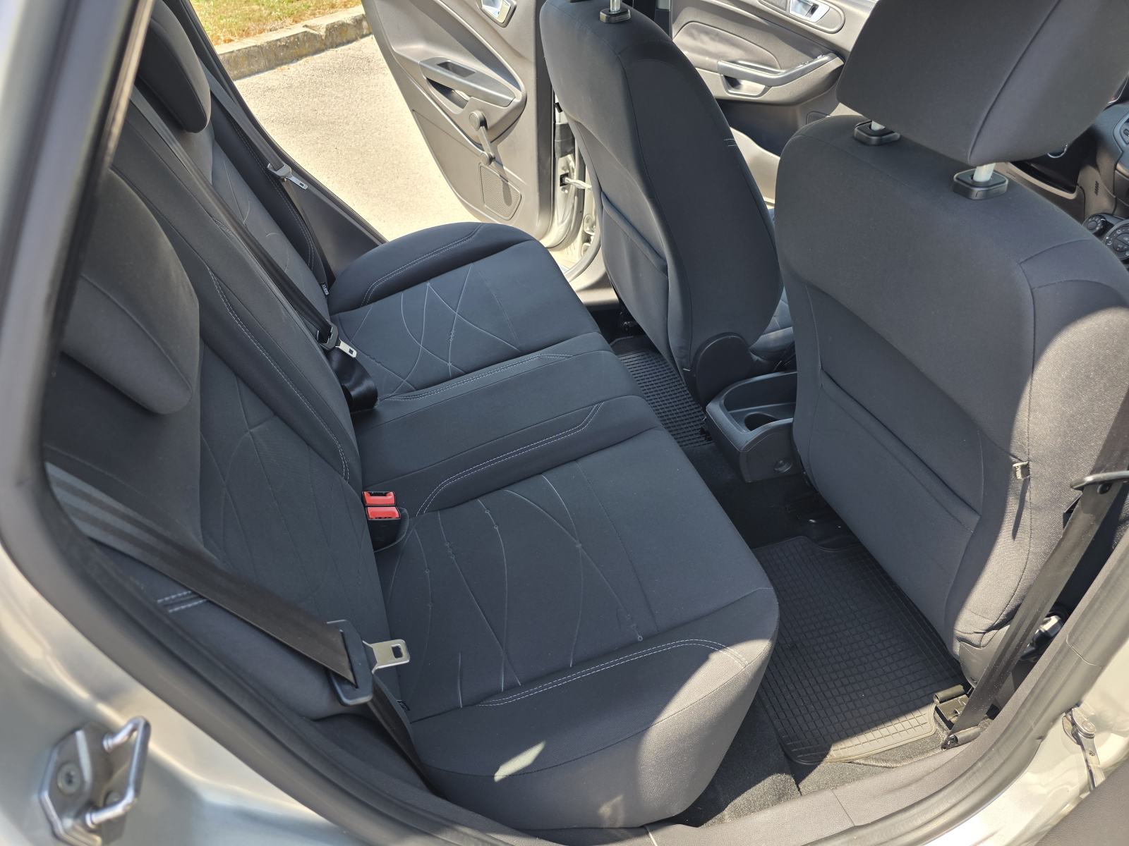 Ford Fiesta 1,5 TDCI, fotografija 12