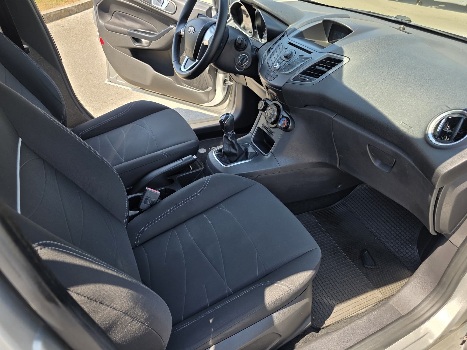 Ford Fiesta 1,5 TDCI, fotografija 13
