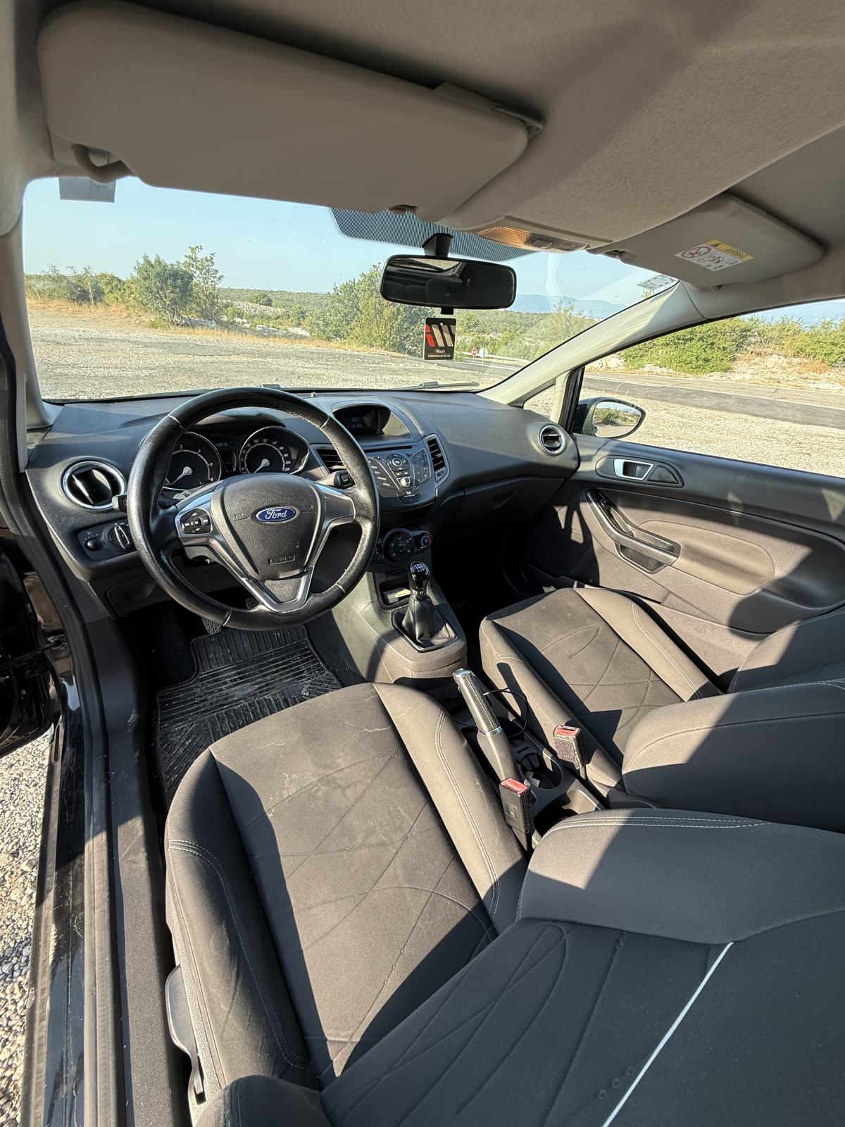 Ford Fiesta 1,5 TDCi HITNO, fotografija 7