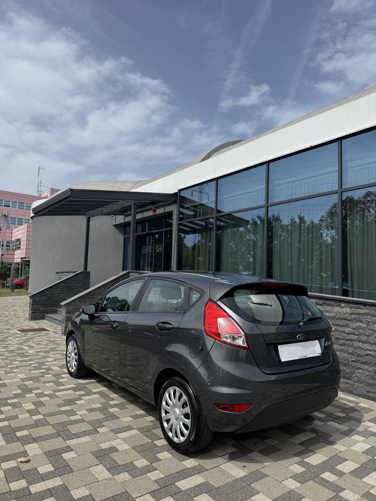 Ford Fiesta 1,5 TDCi -5 VRATA- NOVI MODEL - EURO 6 - REG 08/27 PRILIKA, fotografija 7