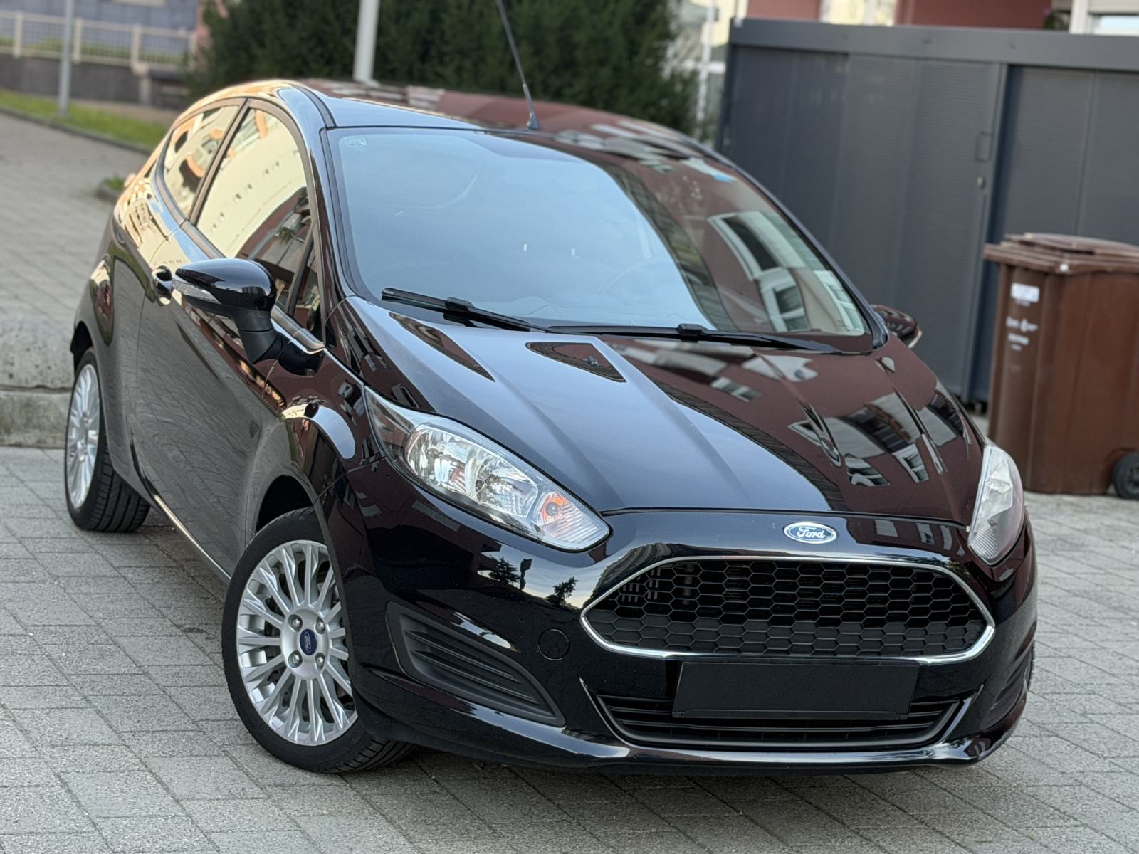 Ford Fiesta 1,5 TDCi / 1.VL / HR AUTO / REG do 02/27 / KLIMA, pogled izvana - slika 1