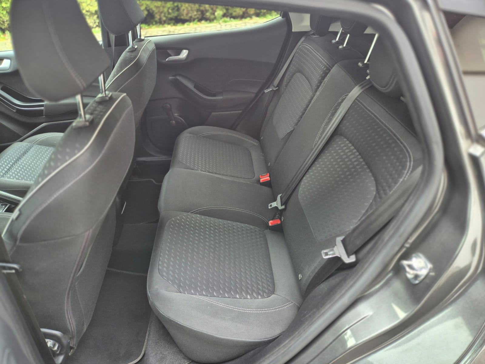 Ford Fiesta 1,5 TDCi ** TITANIUM** GRIJANJE SJEDALA**KAMERA**, fotografija 11