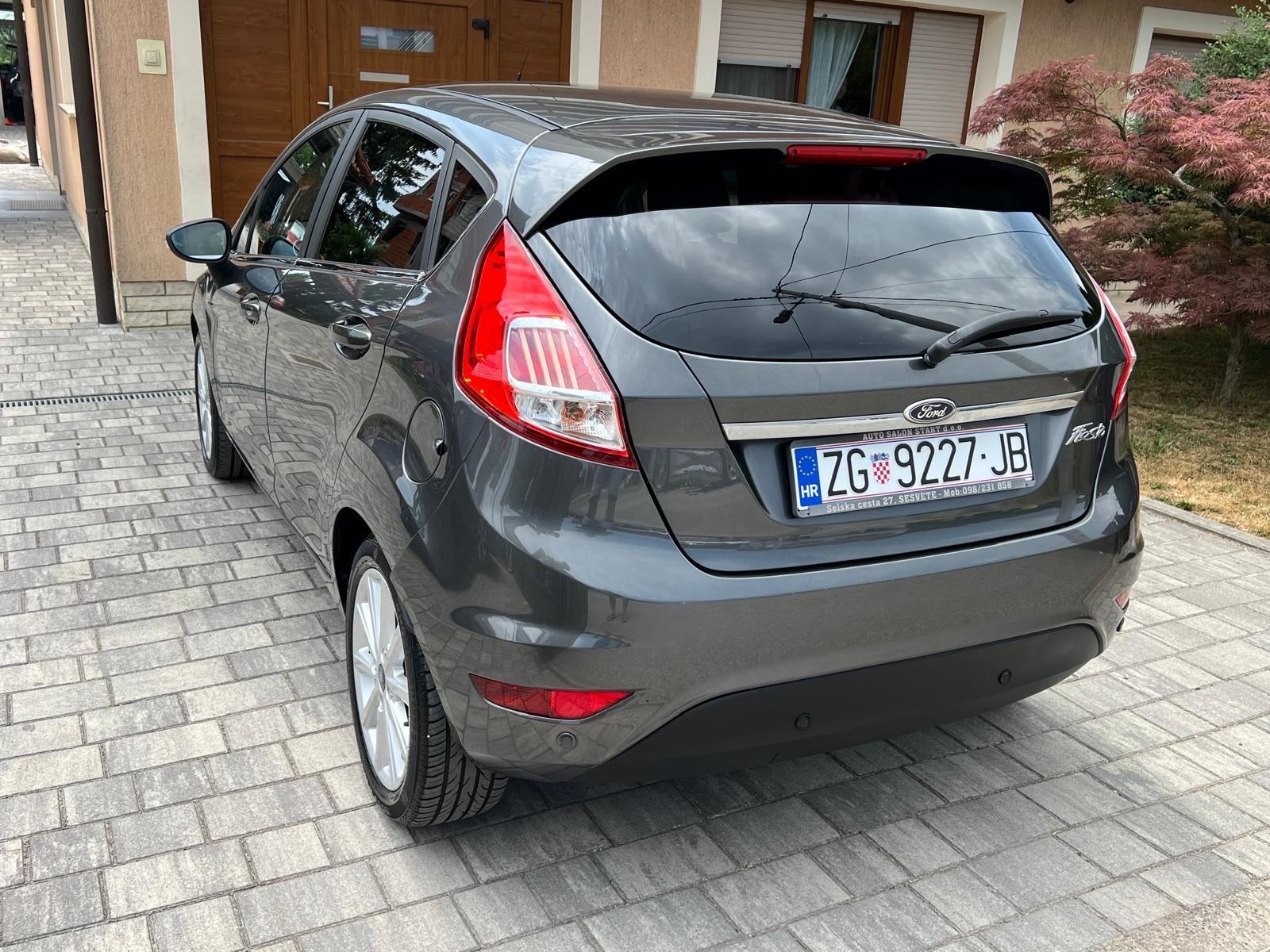 Ford Fiesta 1,5 TDCi / TITANIUM / TOP STANJE / NEMA PRIJENOSA / REGAN, fotografija 7