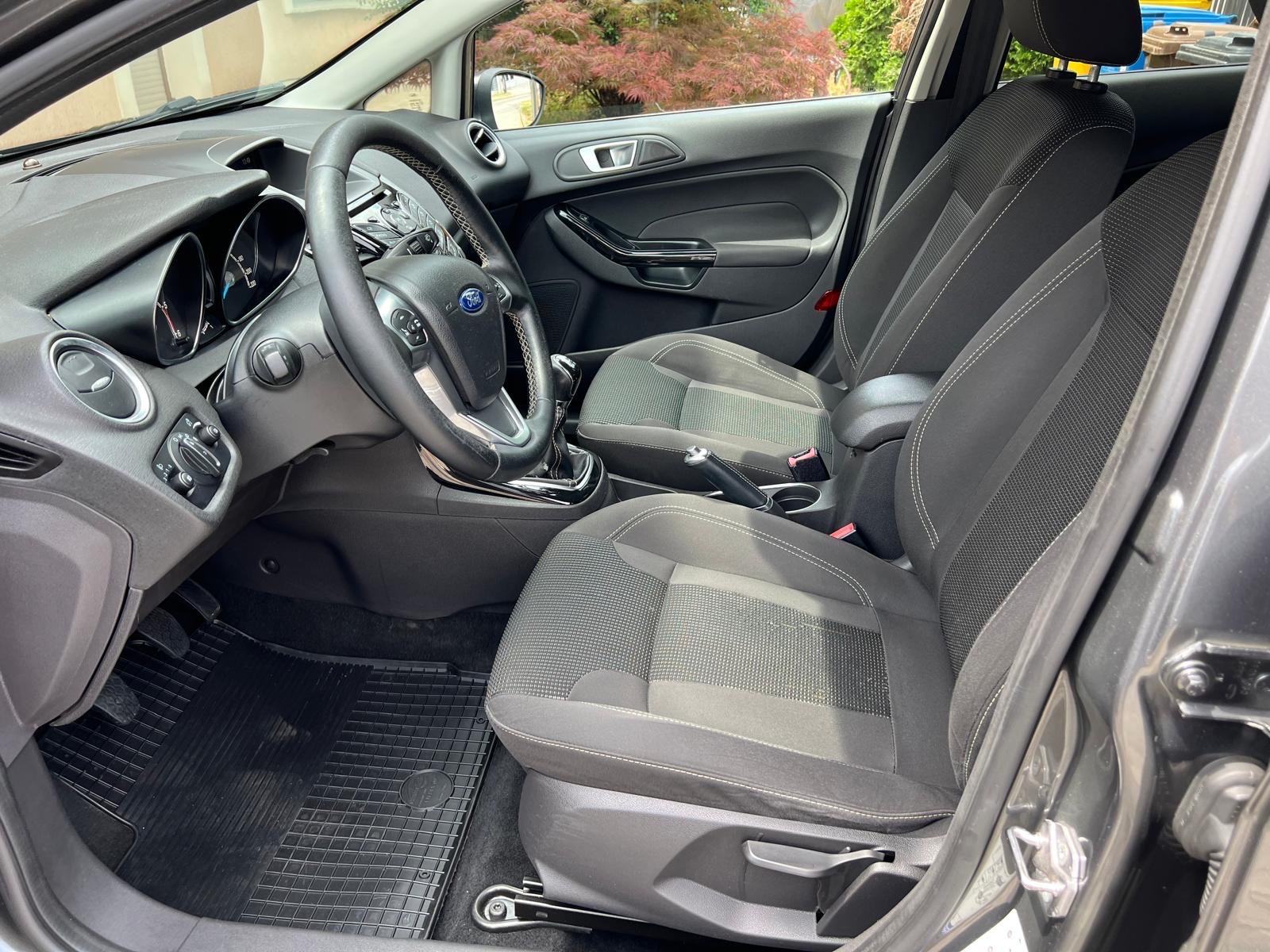 Ford Fiesta 1,5 TDCi / TITANIUM / TOP STANJE / NEMA PRIJENOSA / REGAN, fotografija 8