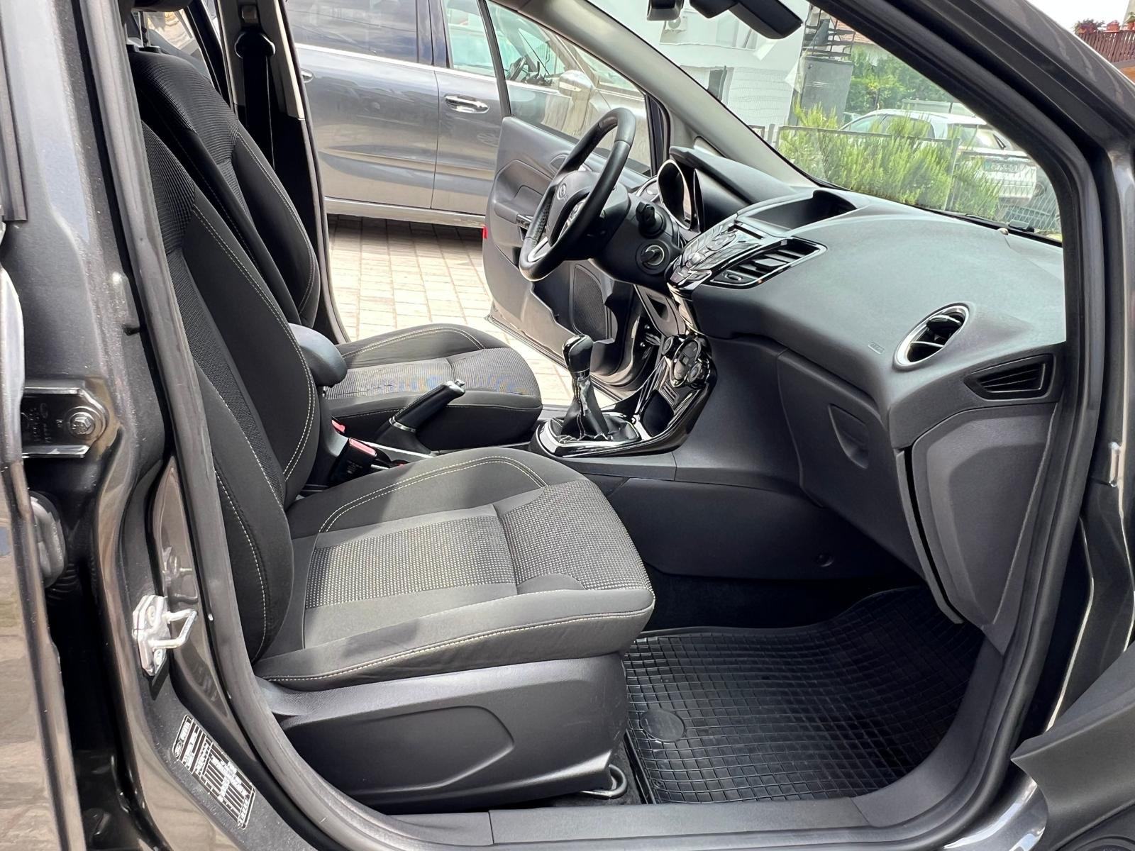 Ford Fiesta 1,5 TDCi / TITANIUM / TOP STANJE / NEMA PRIJENOSA / REGAN, fotografija 9