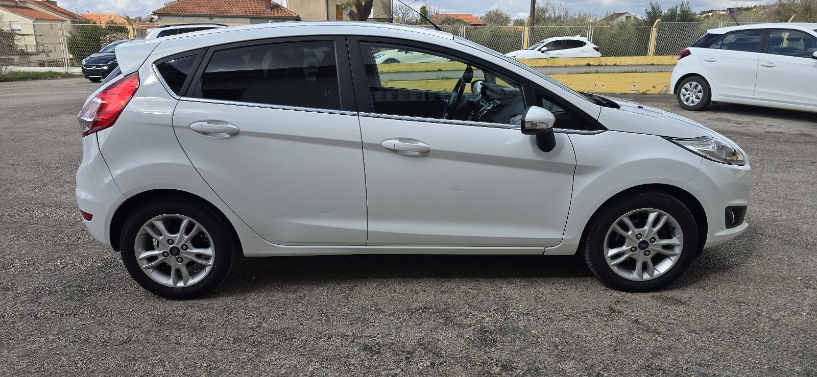 Ford Fiesta 1.5tdci, 2016.g, 95ks, reg do 05/2027, 152tkm, TITANIUM, fotografija 4