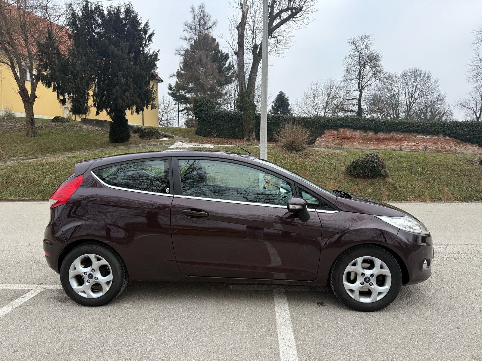 Ford Fiesta 1,6, fotografija 7